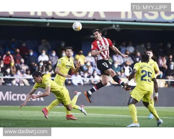 欧篮联激战帕纳辛纳与拜仁争夺胜利的精彩对决分析