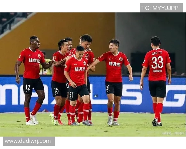 深圳佳兆业与广州恒大对决分析及战术解析