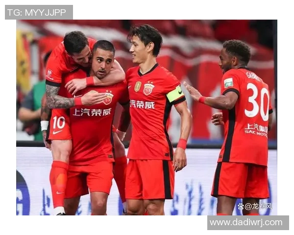 安郅马哈奇卡拉迎战奥伦堡争夺联赛关键三分的激烈对决