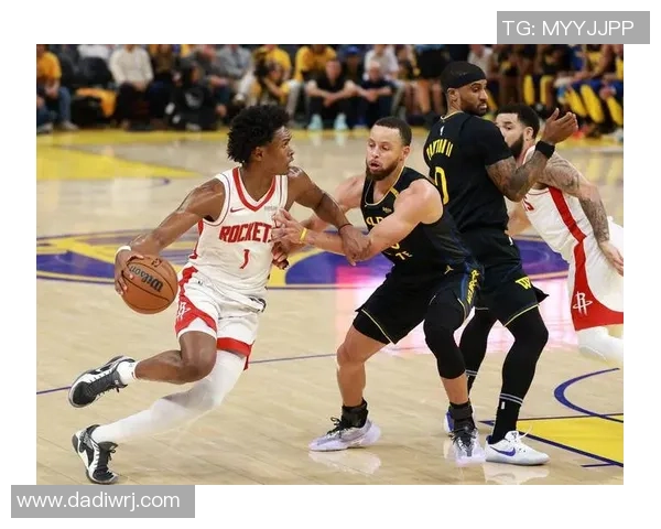火箭与勇士精彩对决回放NBA赛季2月24日全场回顾与精彩瞬间分析